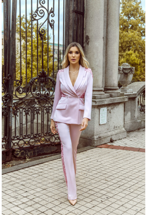 BLAZER WITH LACE DETAILS